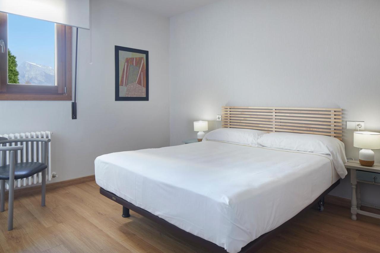 Hostal Rural Aritzalko Echarri-Aranaz Eksteriør billede